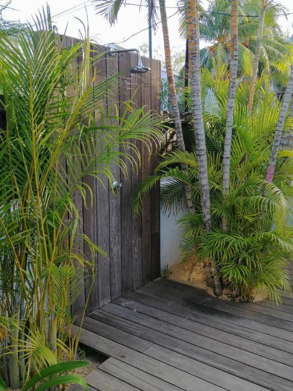 Sunkissed - Brand New Beach Apartment Located 50M From Beach Flic en Flac Exterior photo