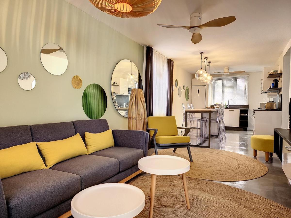 Sunkissed - Brand New Beach Apartment Located 50M From Beach Flic en Flac Exterior photo